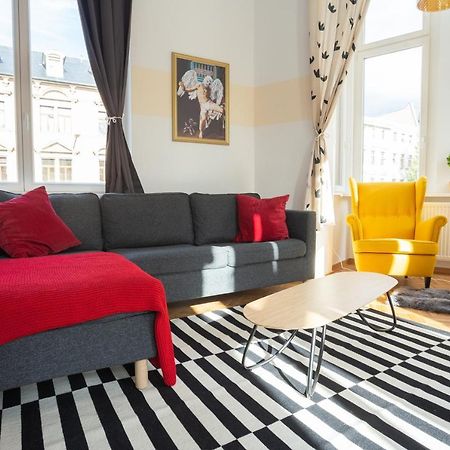 FULL HOUSE Premium Apartments - Halle Paulusviertel Extérieur photo