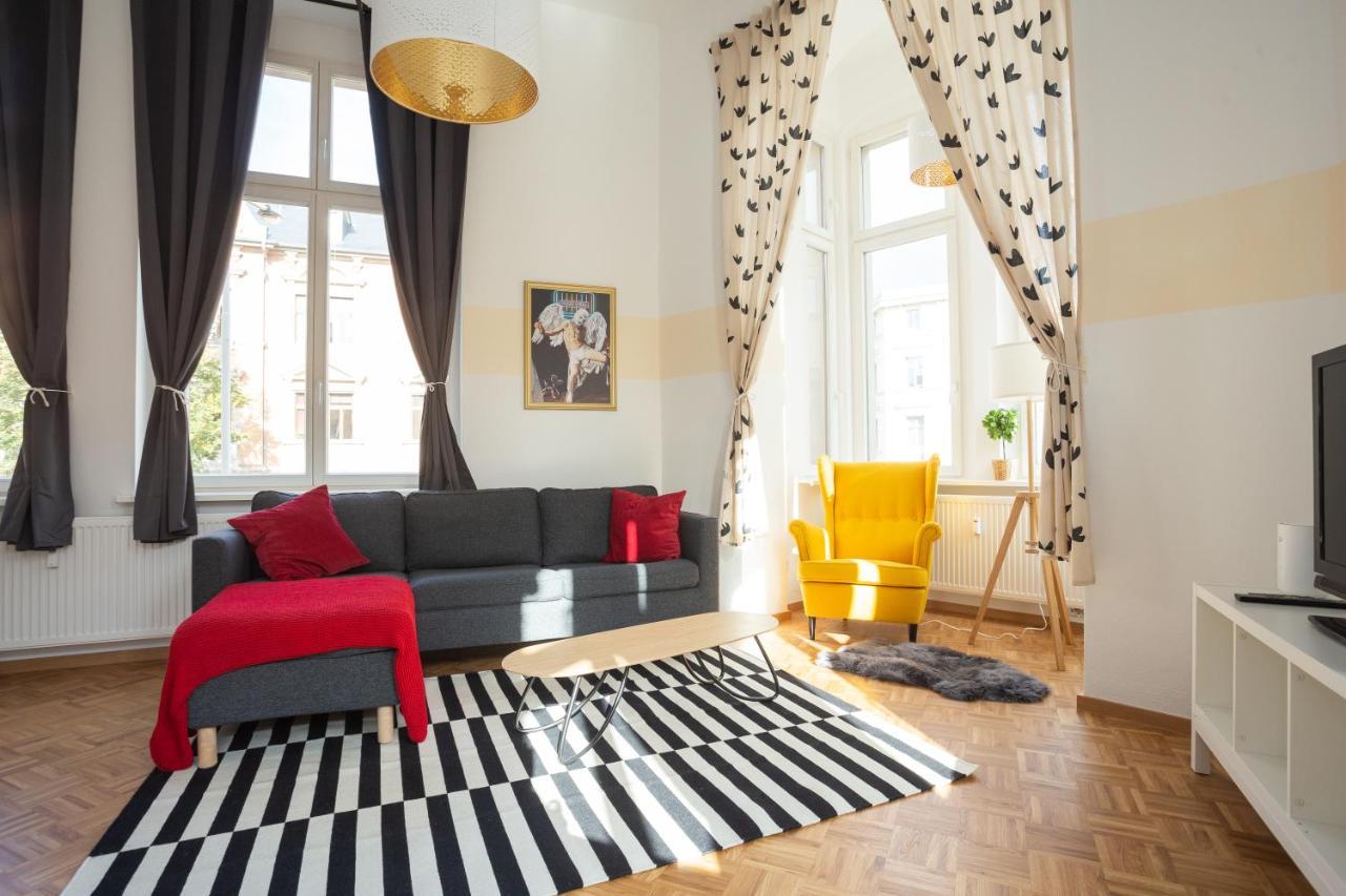 FULL HOUSE Premium Apartments - Halle Paulusviertel Extérieur photo
