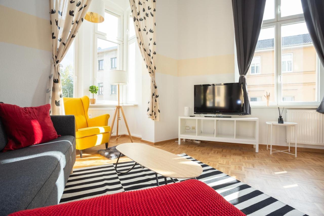 FULL HOUSE Premium Apartments - Halle Paulusviertel Extérieur photo